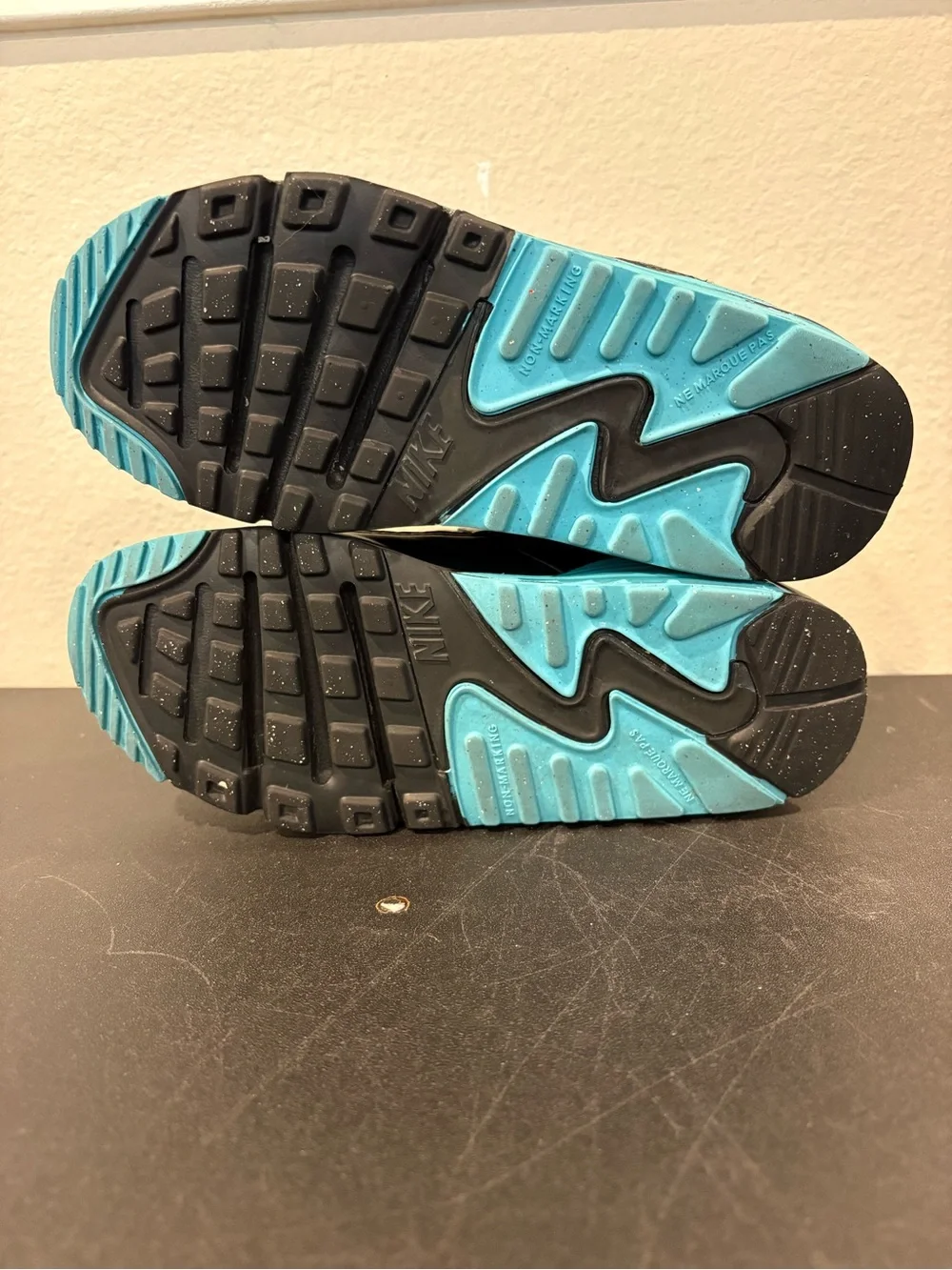 Nike Air Max 90 Easyon Black Grey Teal IH1417-027 Youth Size 2.5Y Fast Shipping